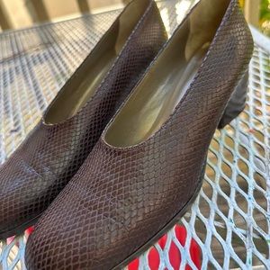 Yves Saint Laurent Shoes Women 8.5 M Heels Slip On Pump Brown Leather Snake Skin